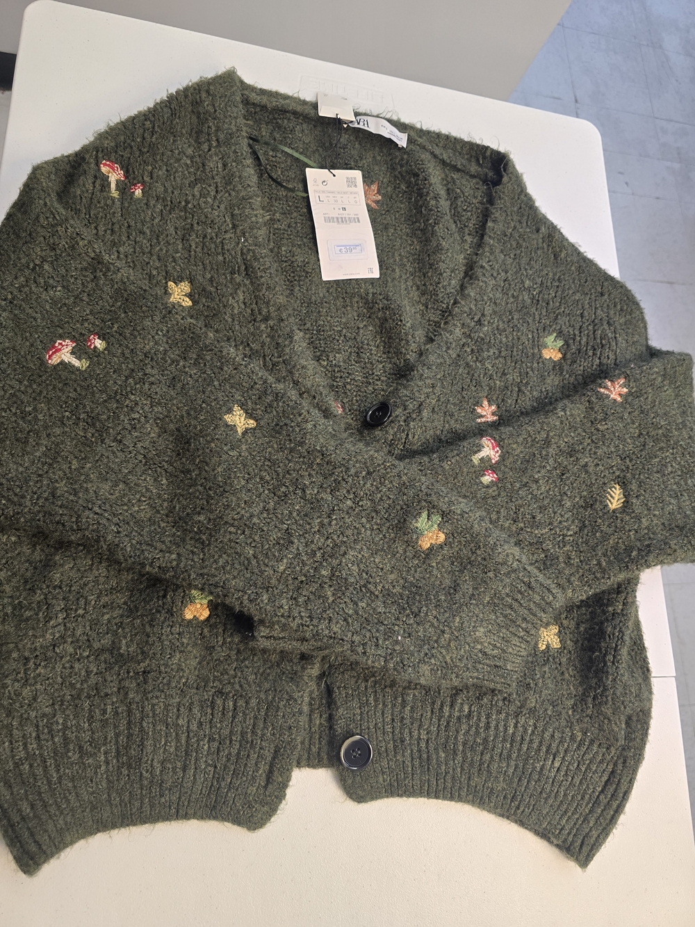 Zara Olive Green Embroidered V‑Neck Cardigan